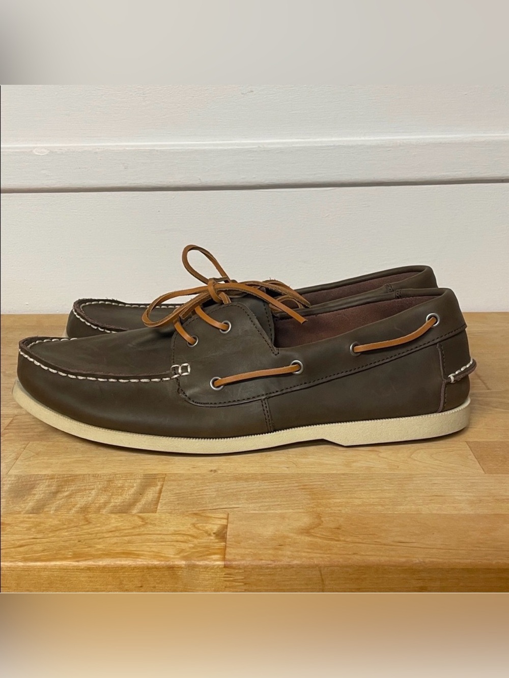 J. Crew factory brown coated leather deck shoes men’s size 13